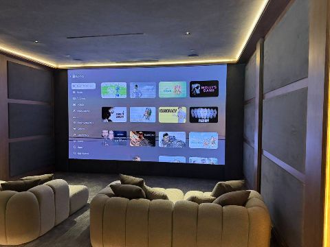 UHD mini LED video display